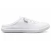 Chaussures en toile blanches