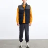 Gilet sans manches à col montant et petits logos patchwork « Multicolore »