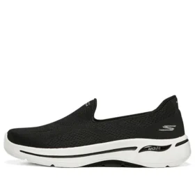 Go Walk Arch Fit Slip on « Black »