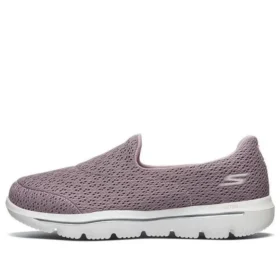 Go Walk Evolution Ultra « Rouge clair/Blanc »