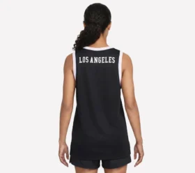 Maillot Street Sideline