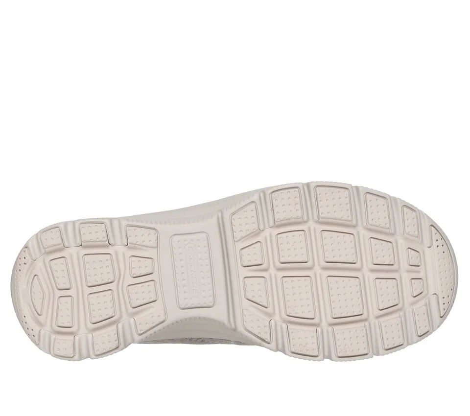 Relaxed Fit : Easy Going – Mypace Relaxed Fit : Easy Going – Mypace