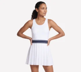 Robe plissée Court