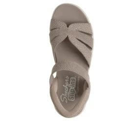 Skechers Slip-ins : Arya – Sparkling Praise