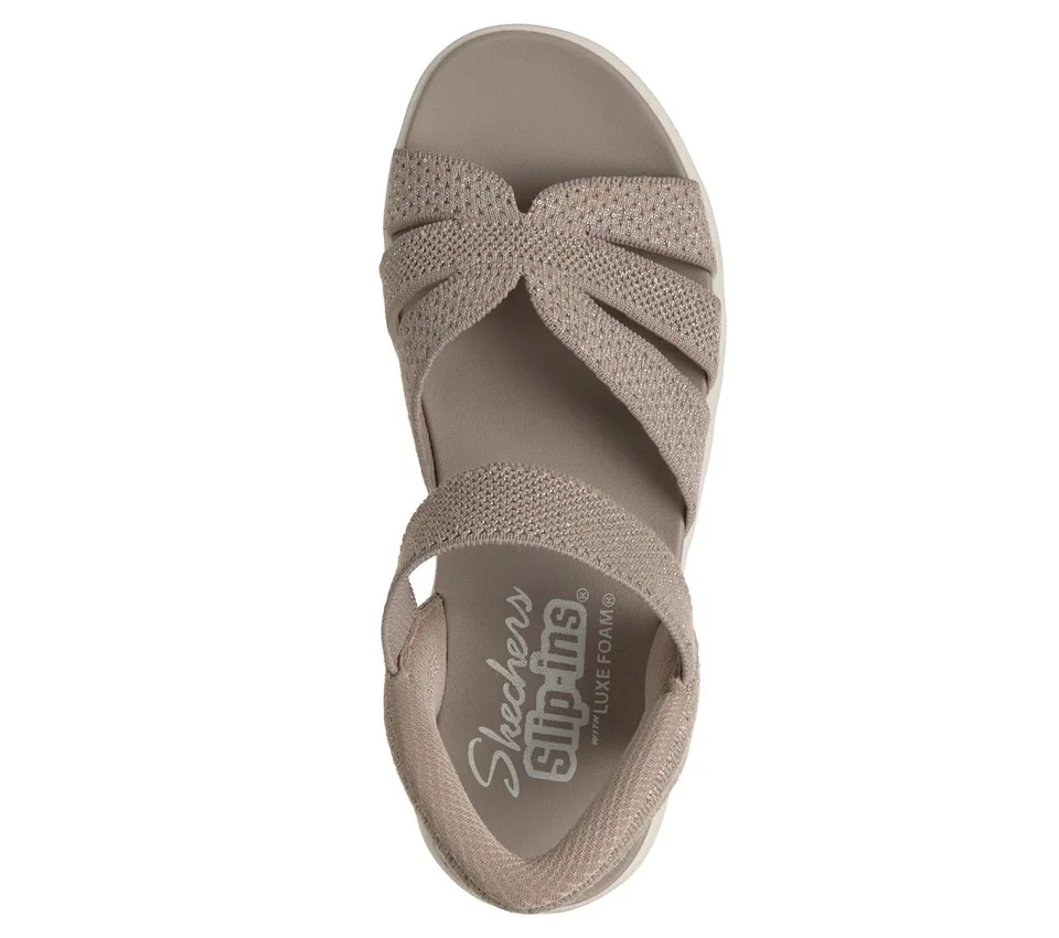 Skechers Slip-ins : Arya – Sparkling Praise Skechers Slip-ins : Arya – Sparkling Praise