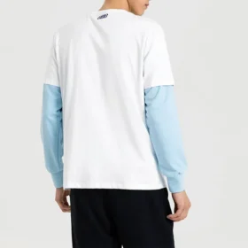 T-shirt à manches courtes en tricot pour homme Skechers, imprimé logo et couleurs contrastées, blanc