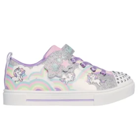 Twinkle Toes : Twinkle Sparks – Jumpin&rsquo; Clouds