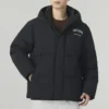 Veste en duvet à capuche « Noir Blanc Rouge »